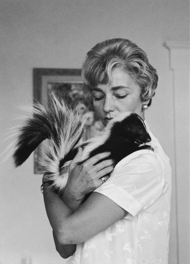 vintage celebs with pets (10)