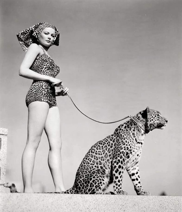 vintage celebs with pets (12)